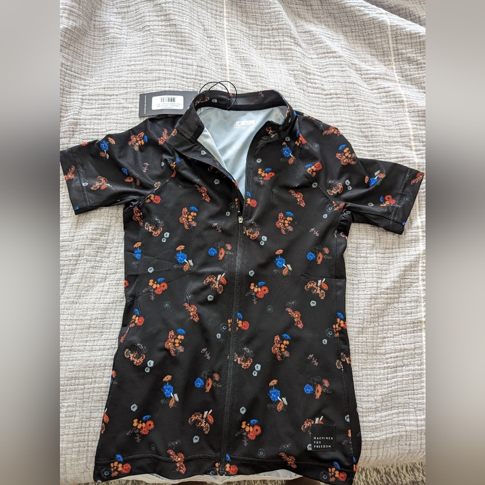 **BRAND NEW**Machines for freedom cycling jersey small, wicked sprig